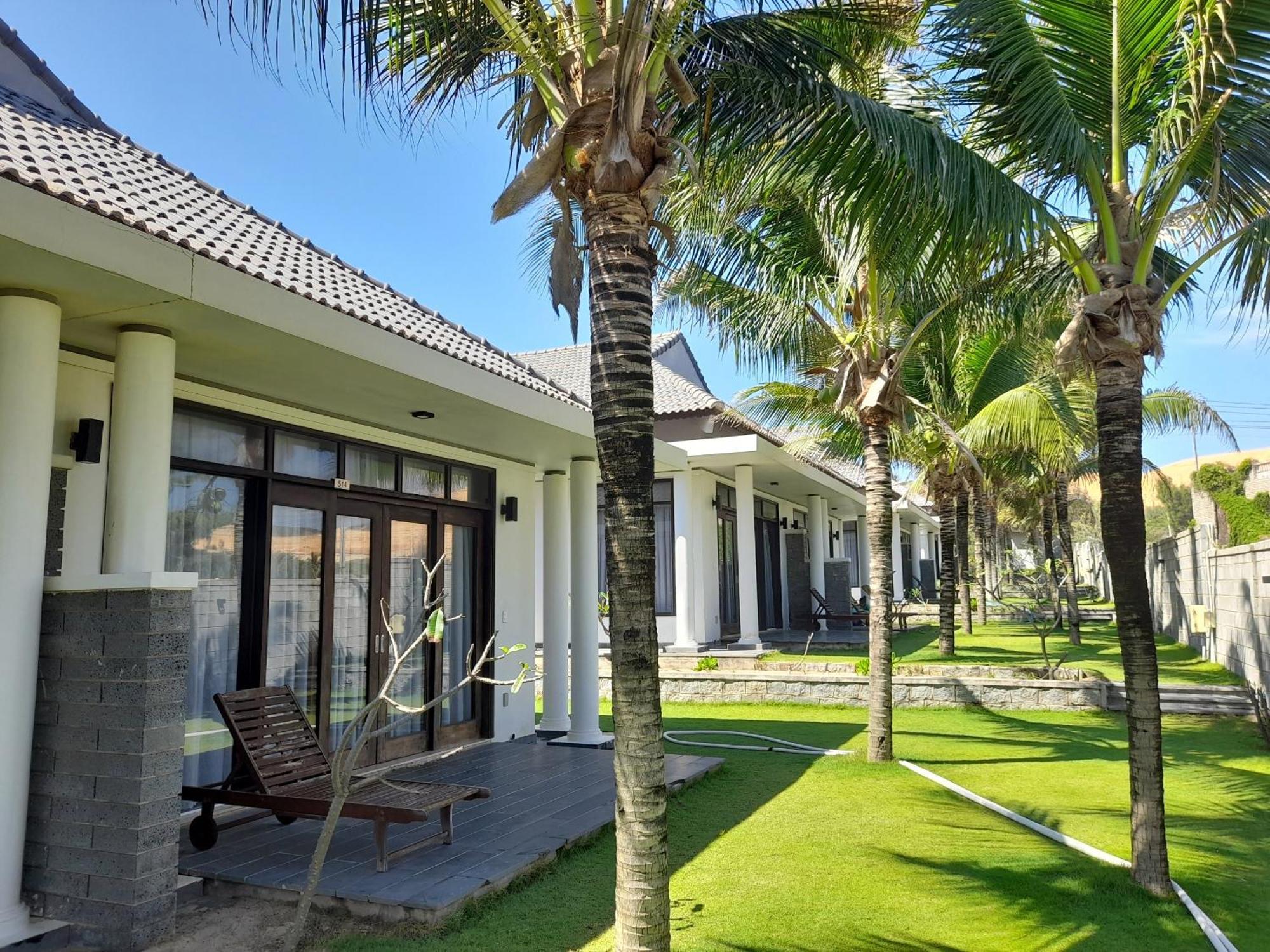 Starlight Villa Beach Resort & Spa ファンティエット エクステリア 写真