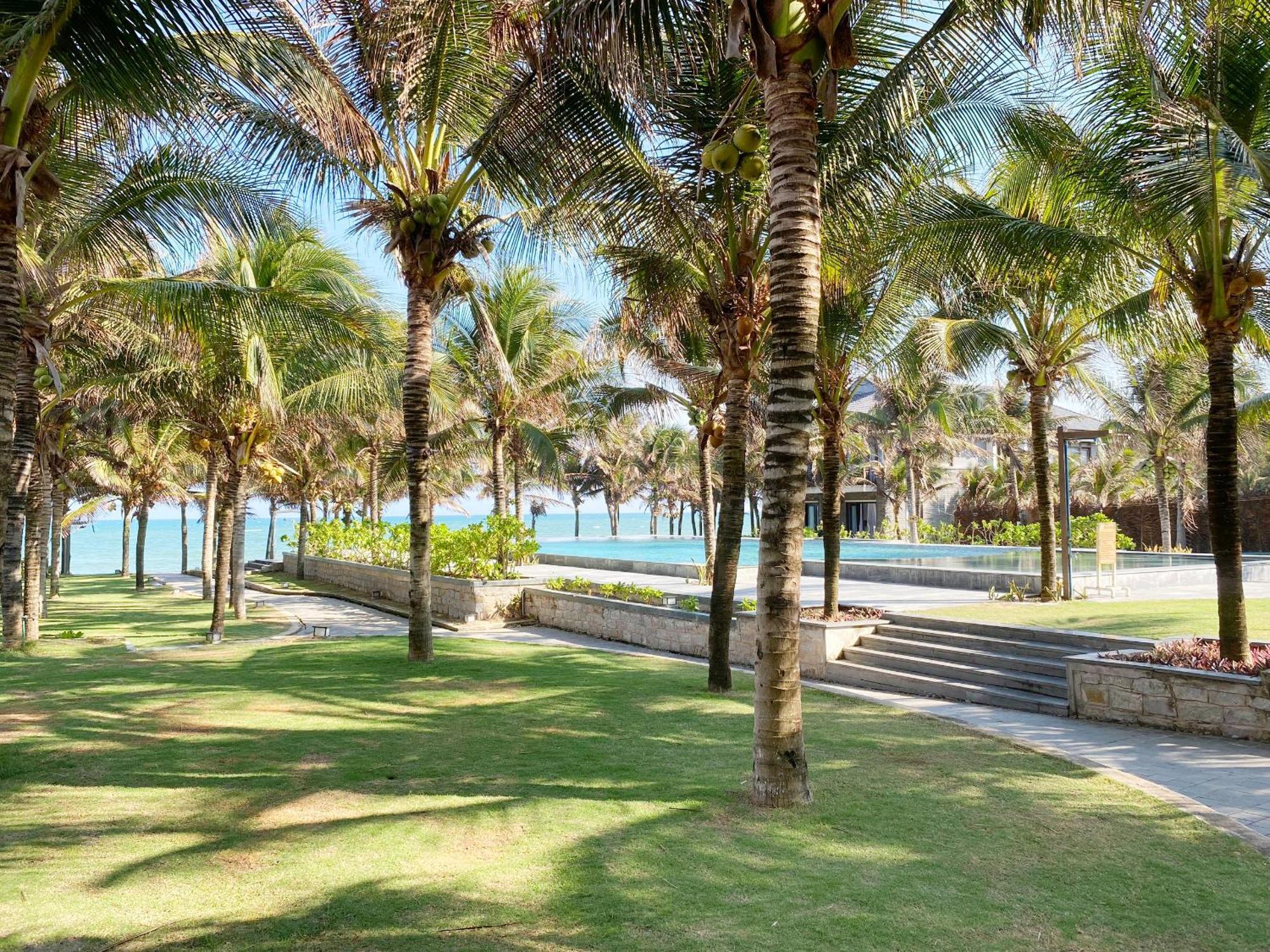 Starlight Villa Beach Resort & Spa ファンティエット エクステリア 写真