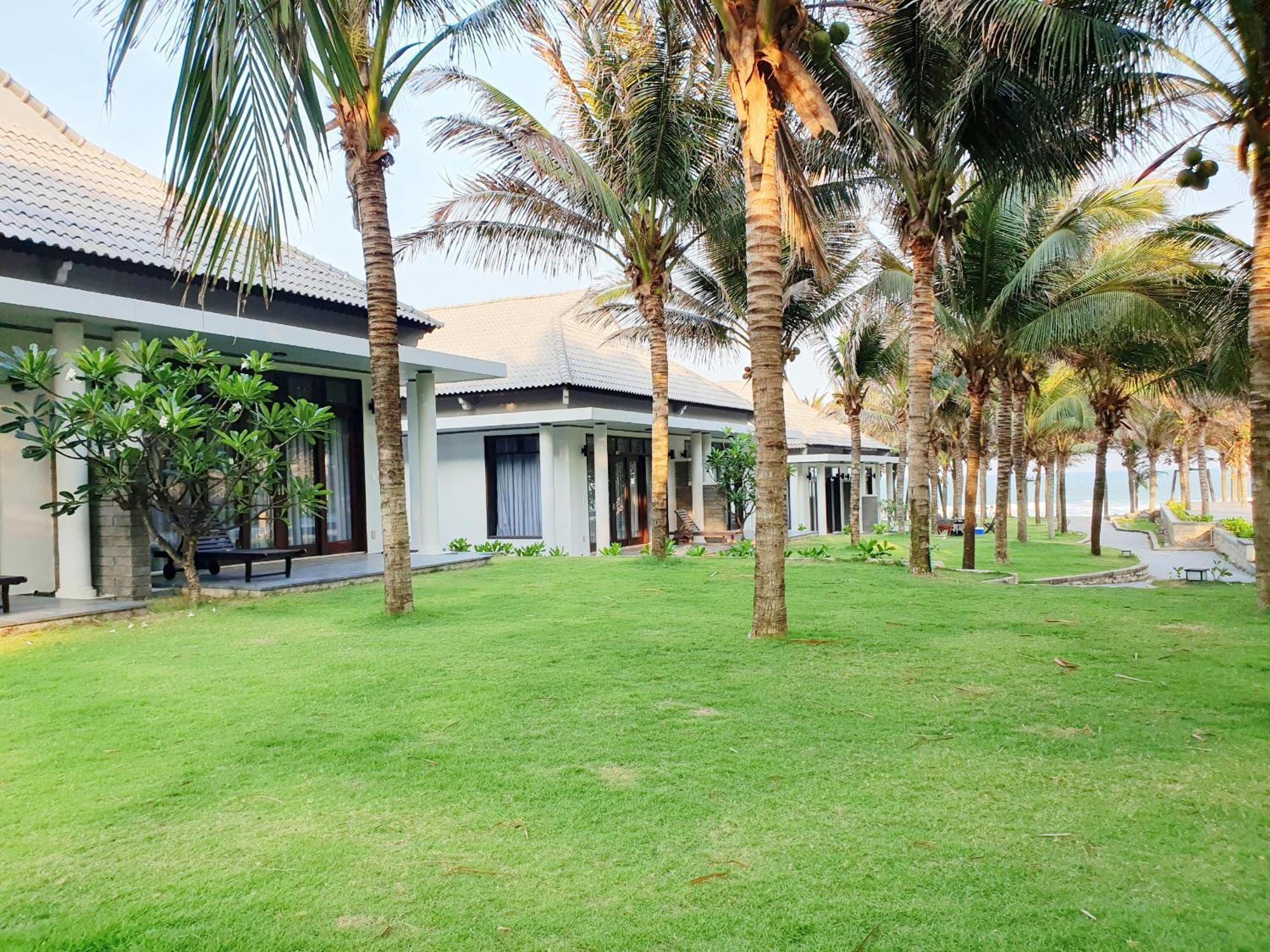 Starlight Villa Beach Resort & Spa ファンティエット エクステリア 写真